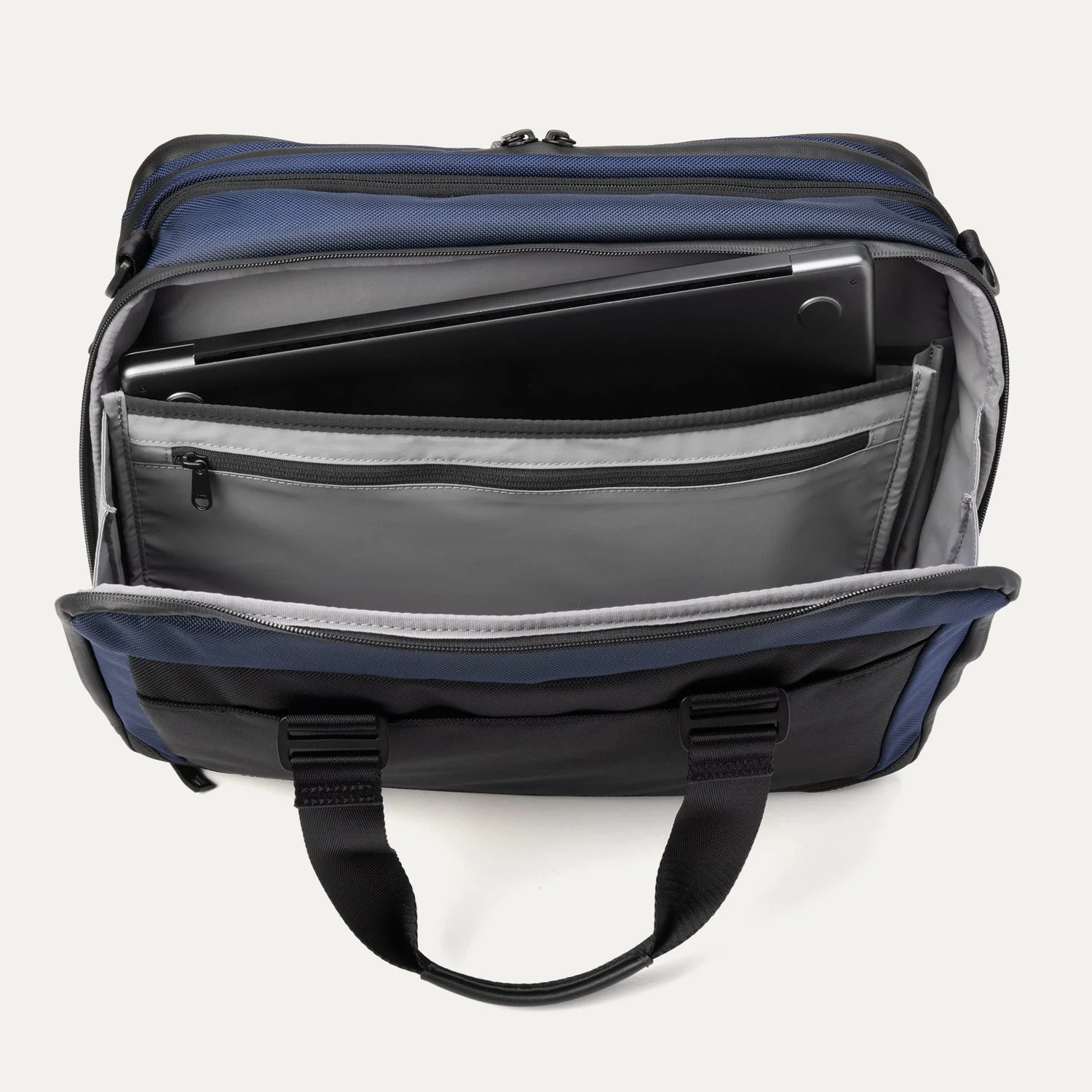Travelpro® Altitude™ Full Expansion Brief - Image 20