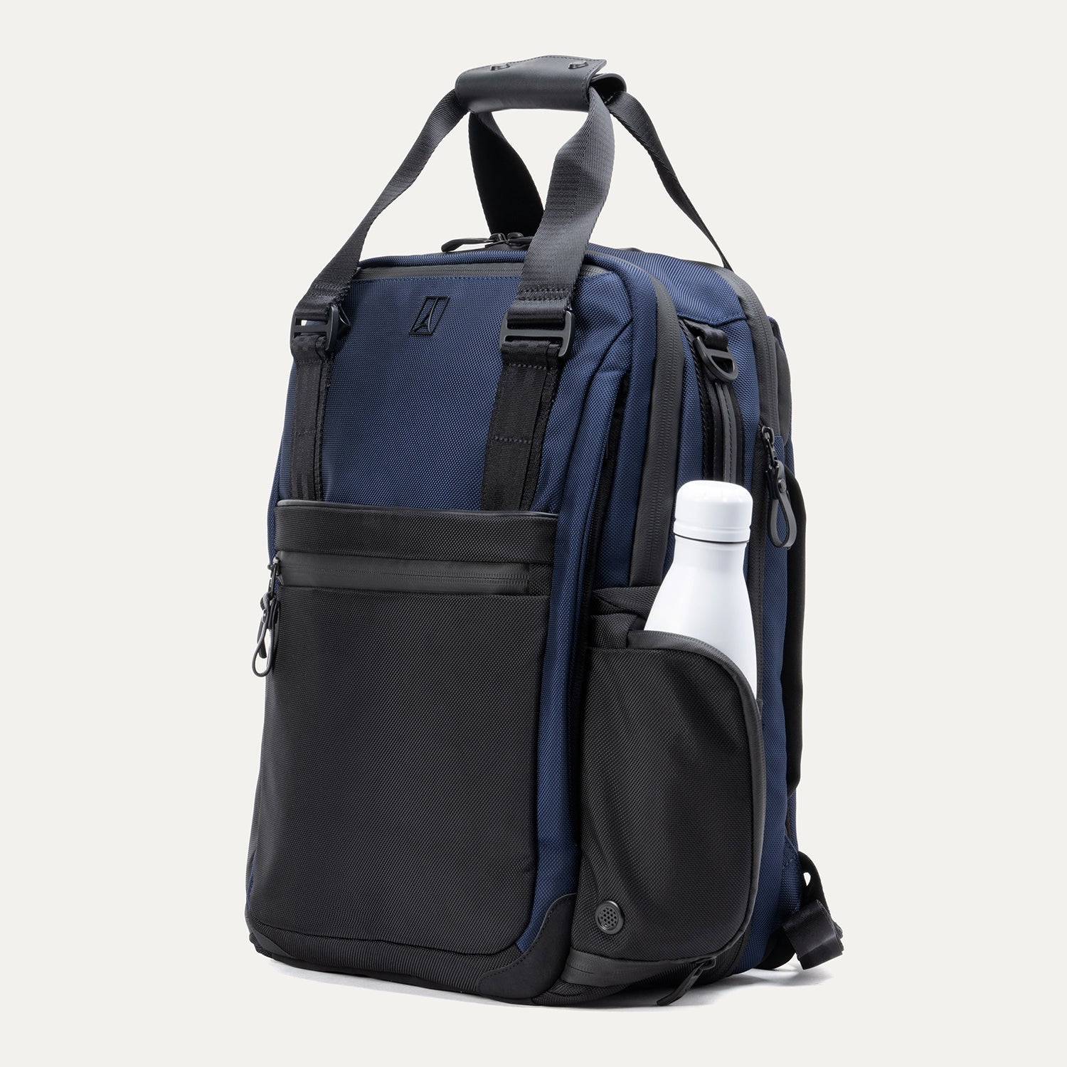 Travelpro® Altitude™ Medium Expandable Laptop Backpack 25-30L - Image 36