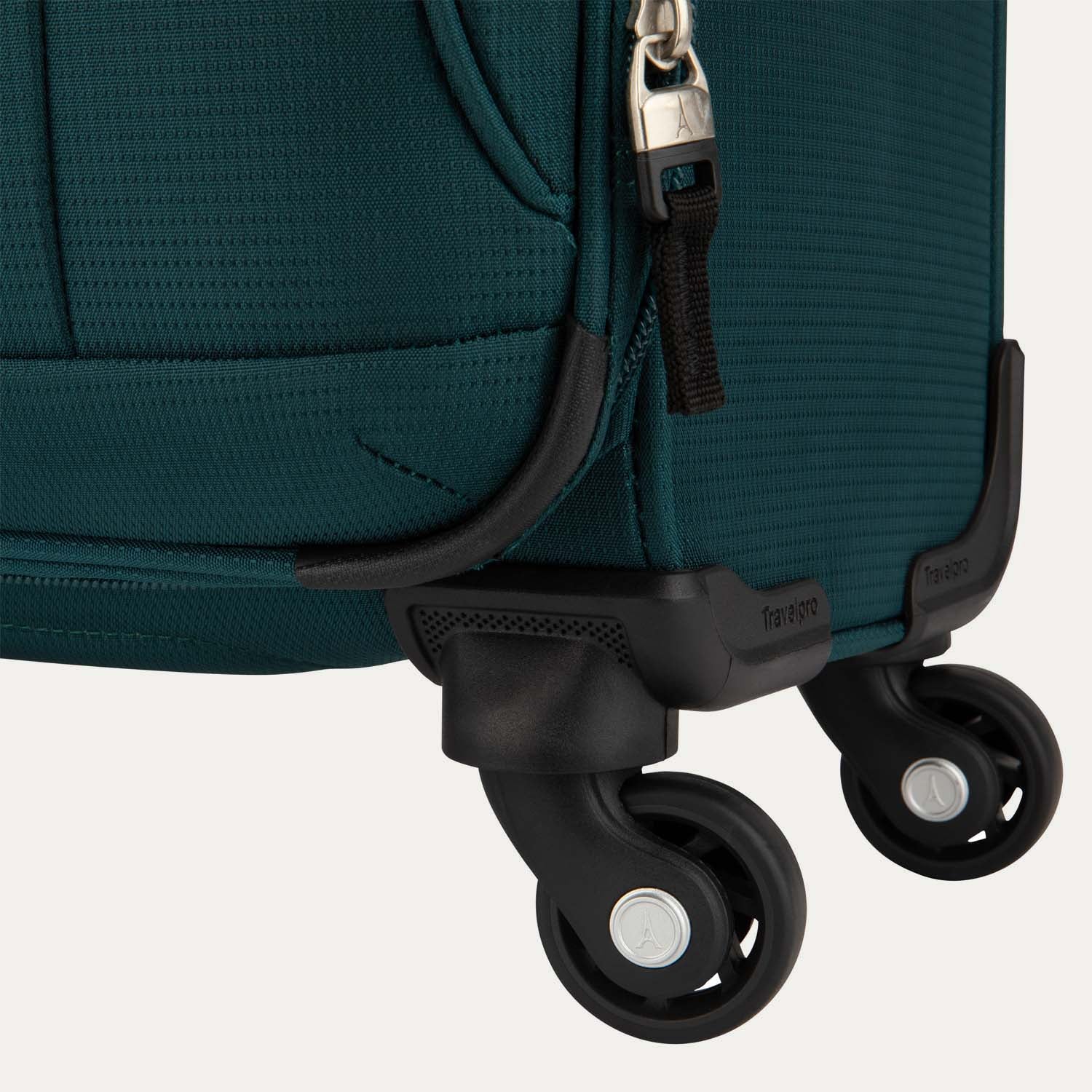 Connoisseur 4 - 21.75 Inch Carry-On Expandable Spinner Suitcase - Image 8