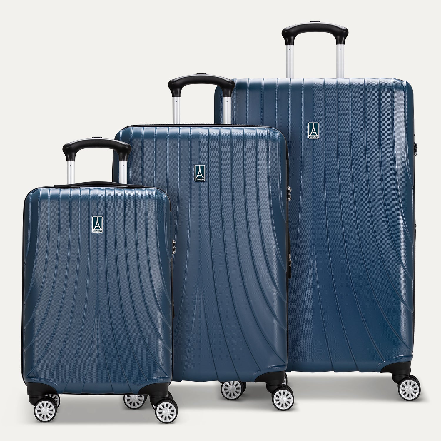 Hydrogen®  Three Piece Luggage Set - Image 12