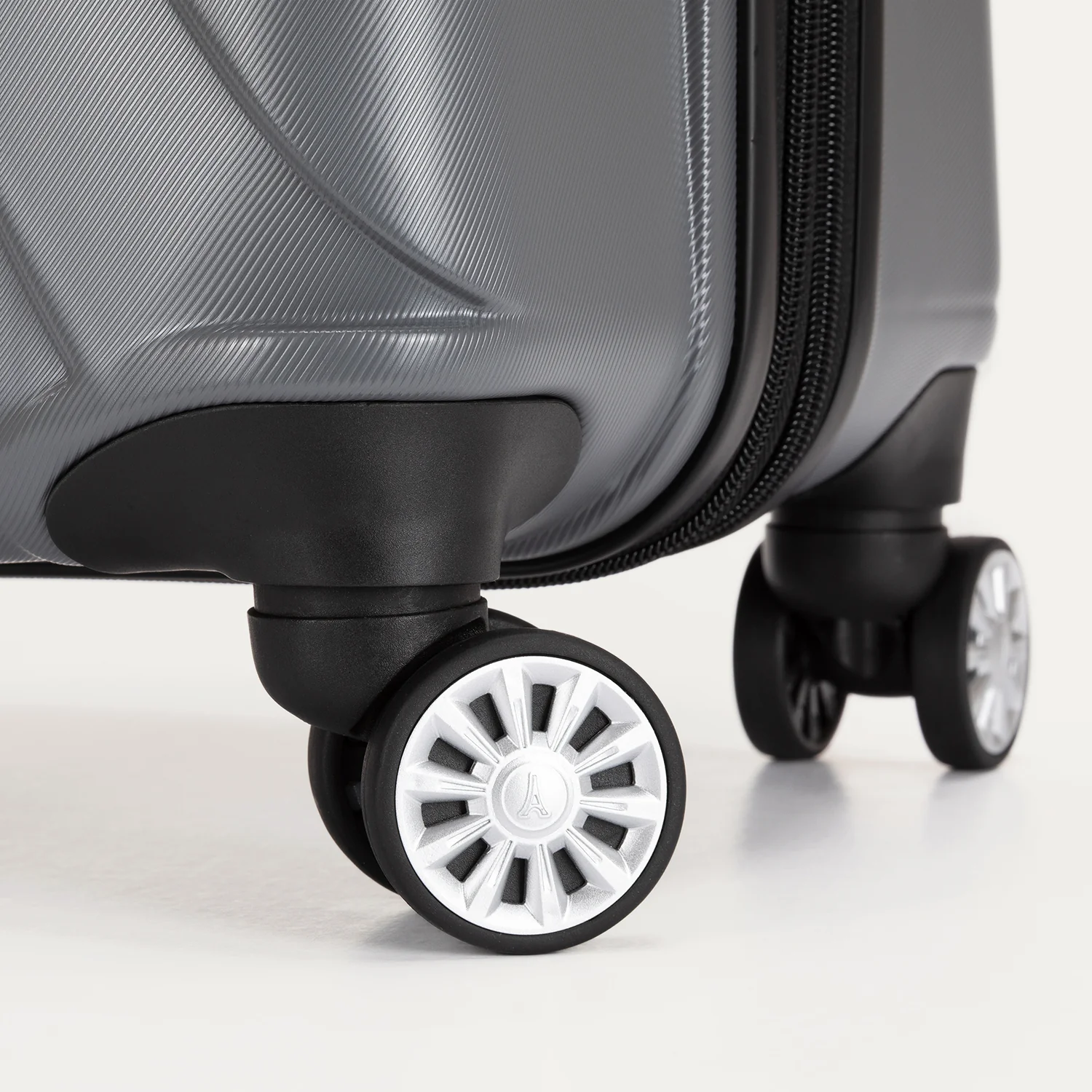 Hydrogen®  Three Piece Luggage Set - Image 33