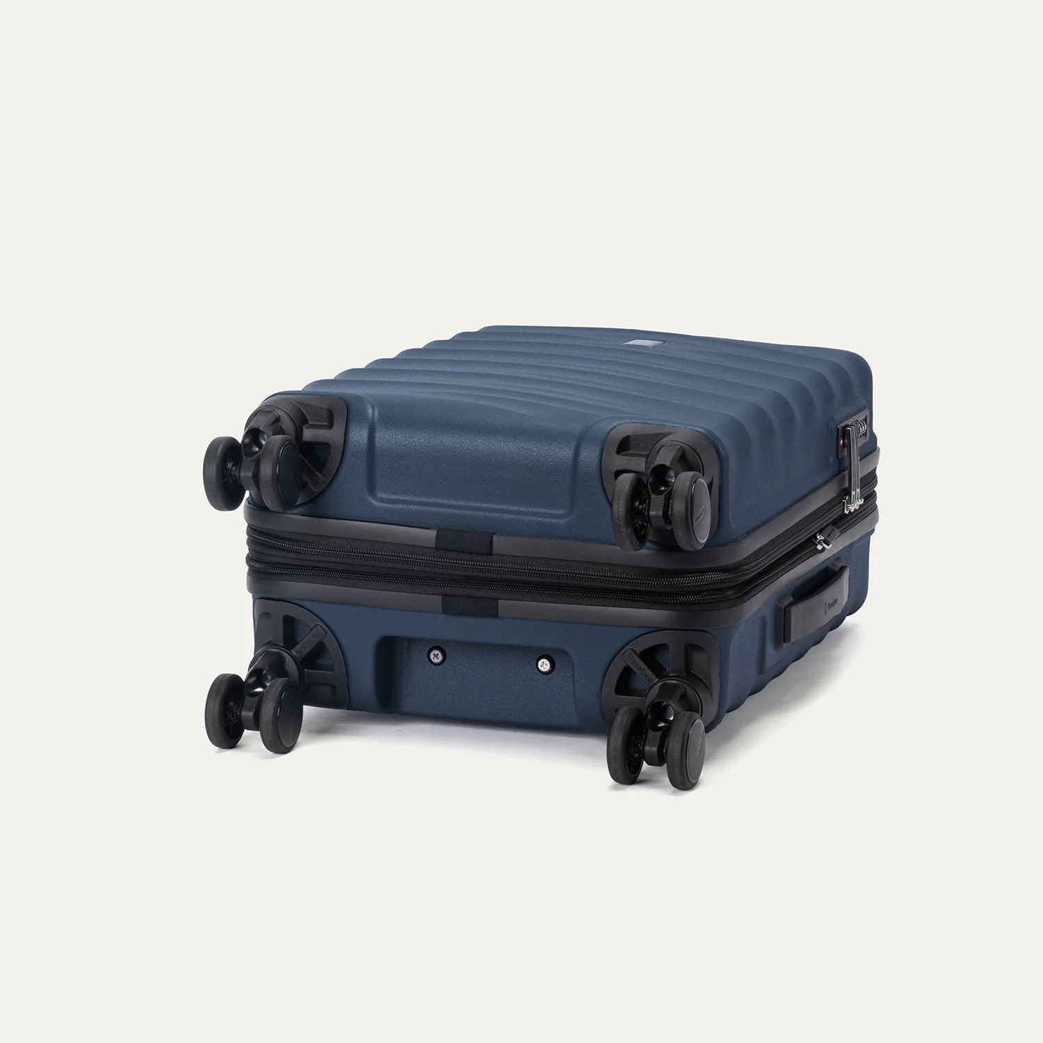 Maxlite® Air V2 Compact Carry-On / Medium Check-In Set - Image 25