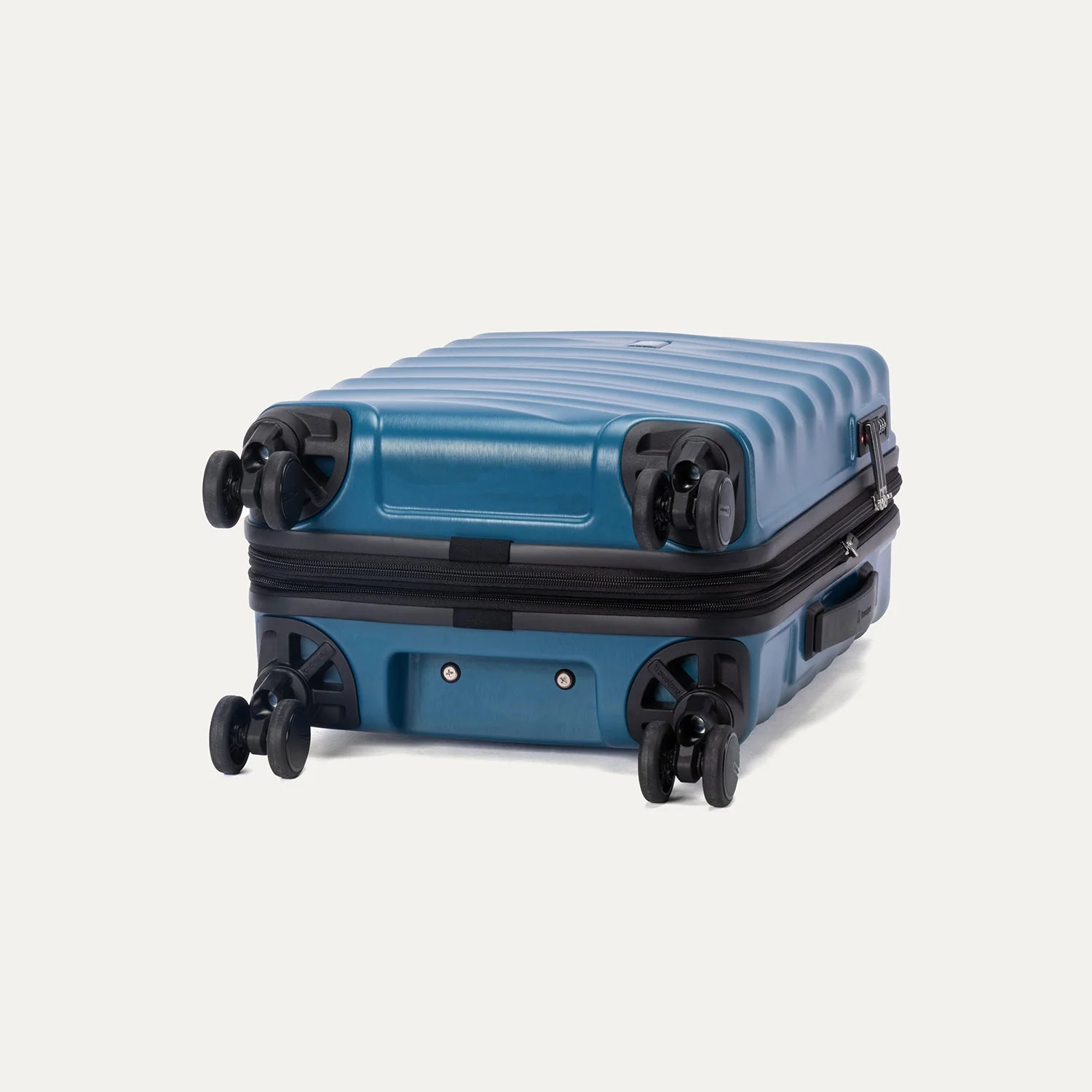 Maxlite® Air V2 Compact Carry-On / Medium Check-In Set - Image 13