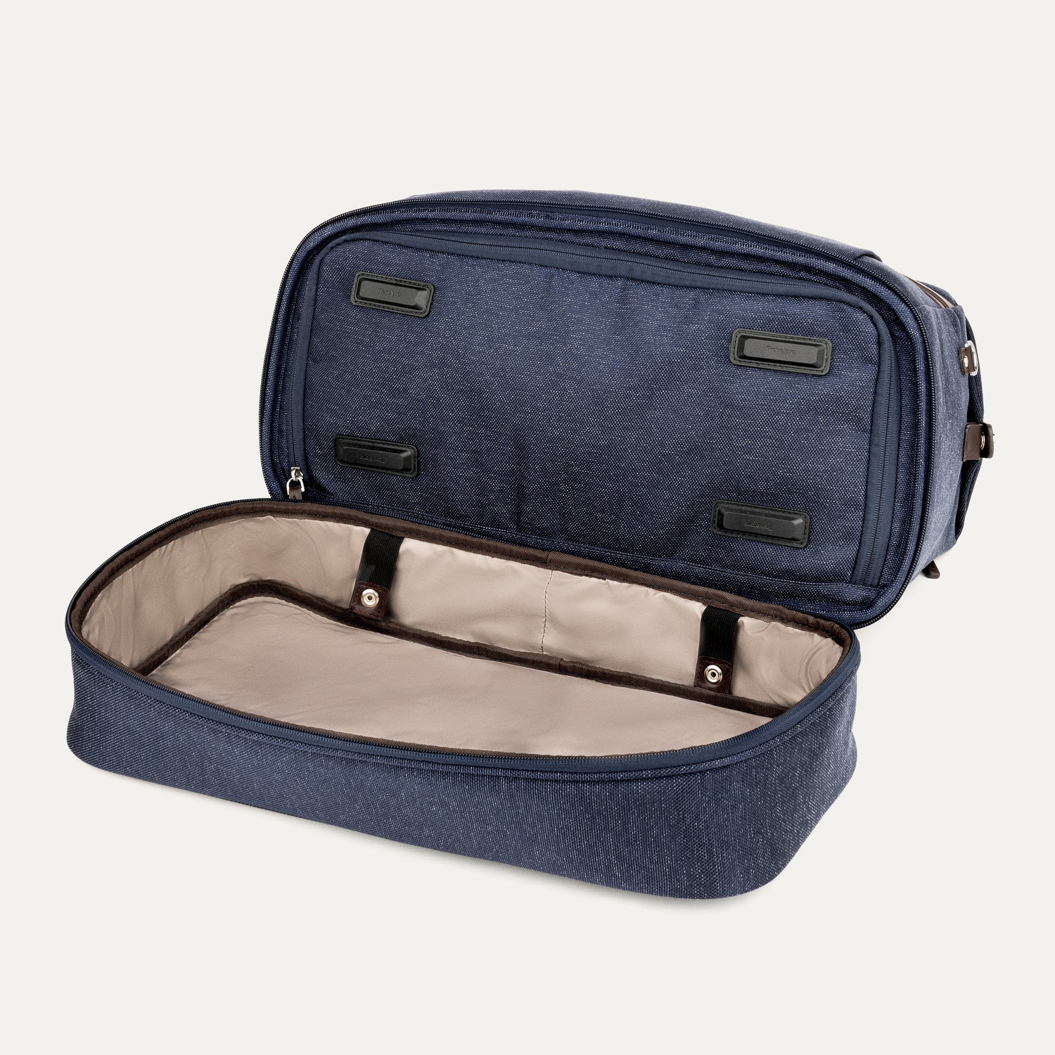 Platinum® Elite Drop-Bottom Weekender - Image 11