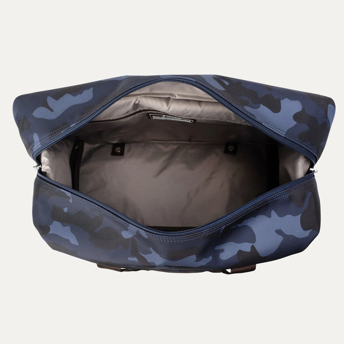 Platinum® Elite Drop-Bottom Weekender - Camouflage - Image 6