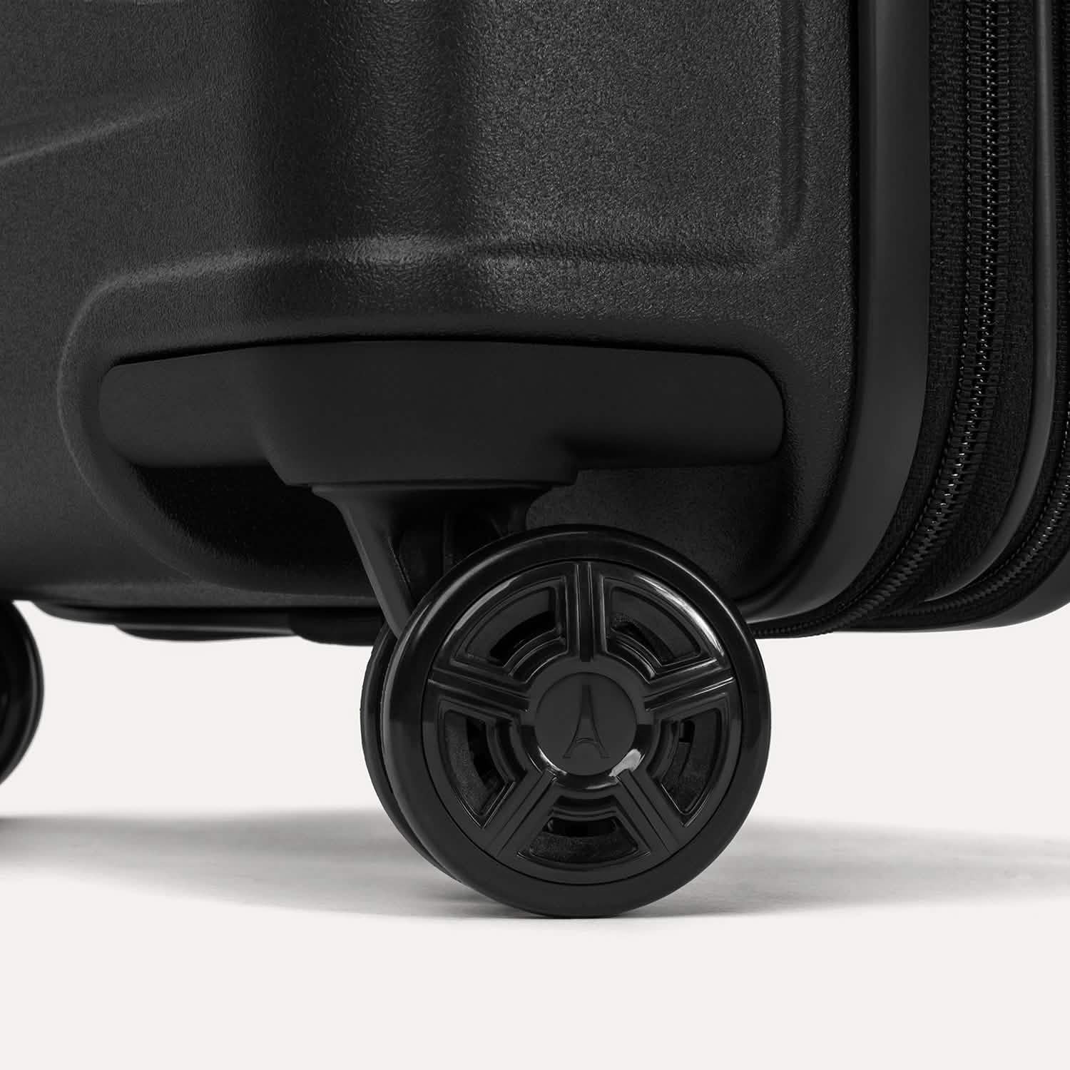 Platinum® Elite Large Check-In Hardside Spinner - Image 13