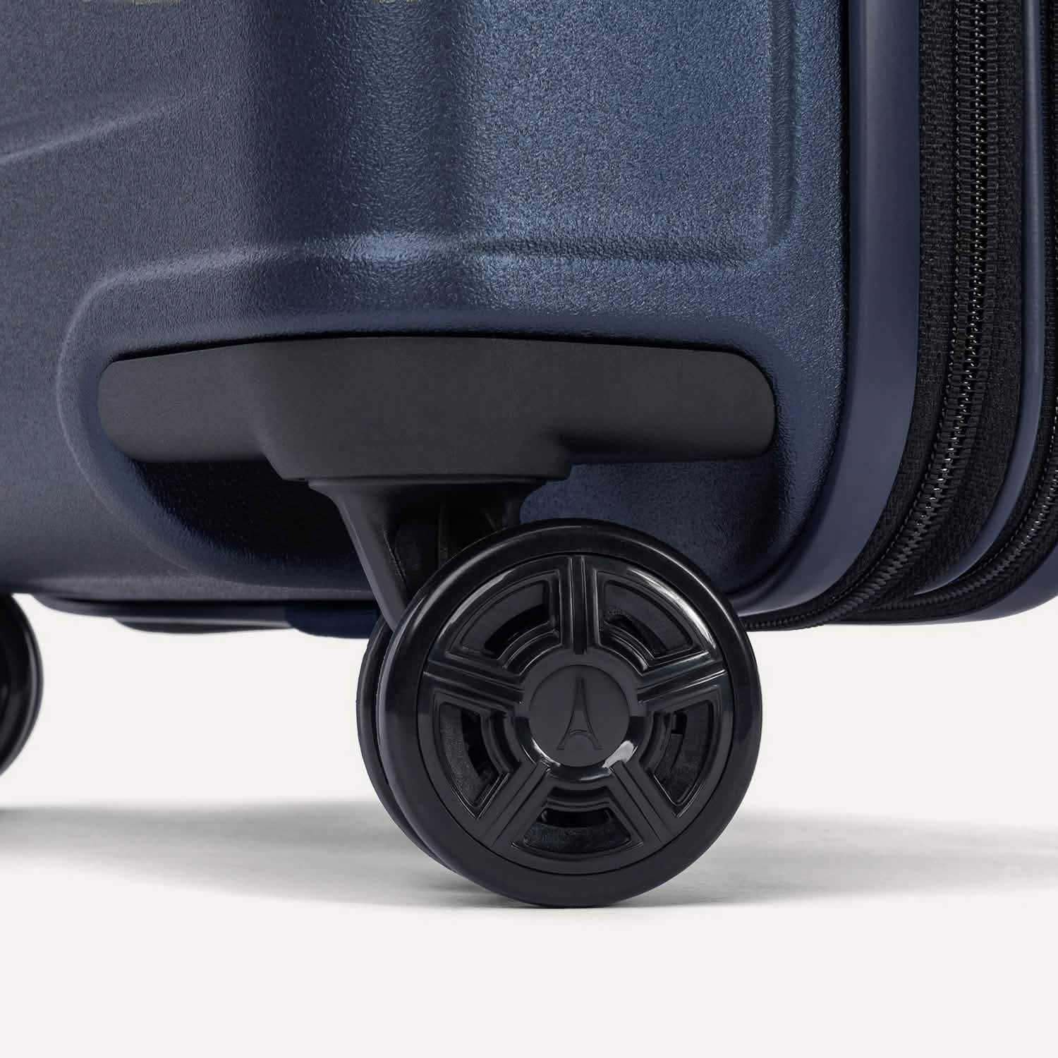 Platinum® Elite Large Check-In Hardside Spinner - Image 38