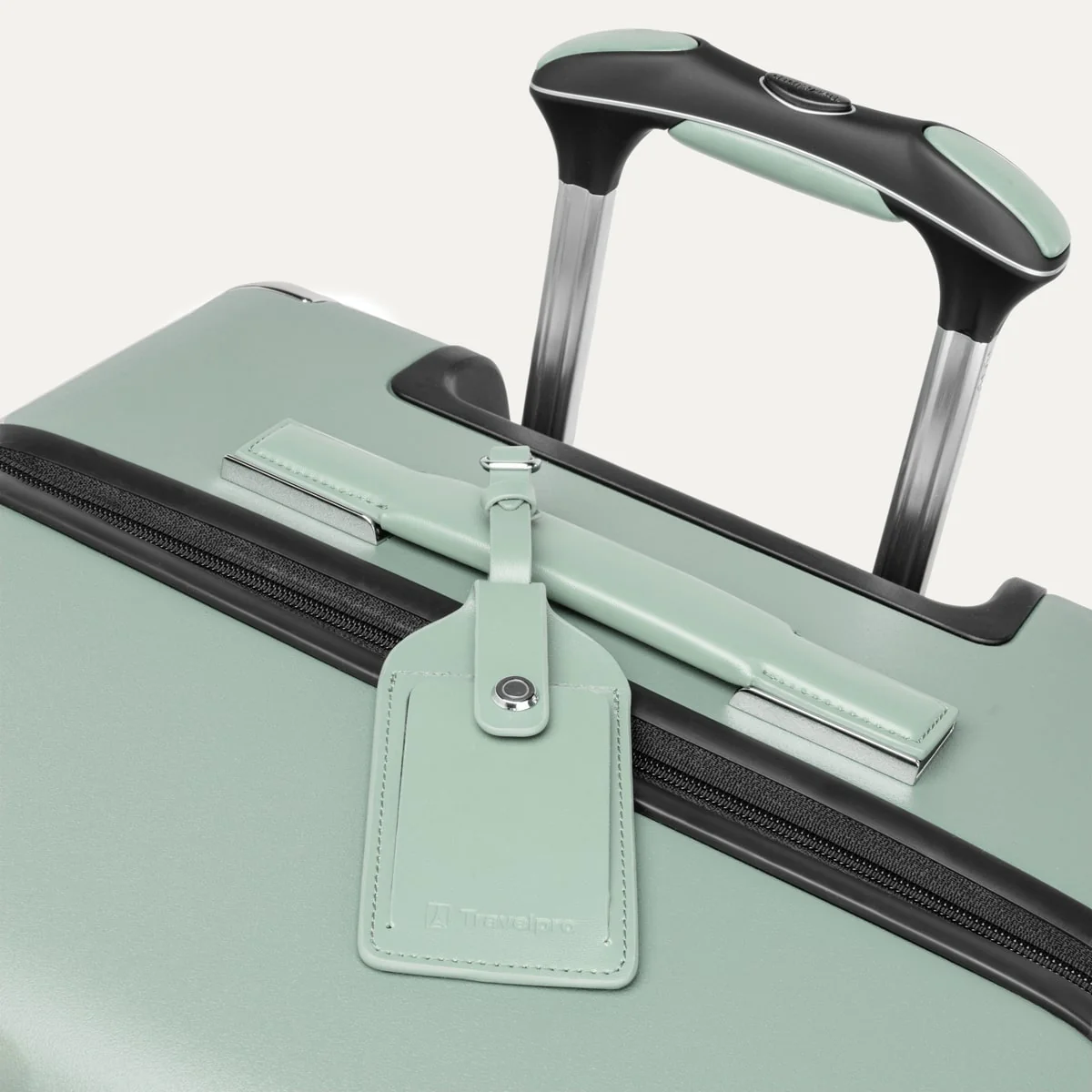 TravelproĀ® x Travel + LeisureĀ® Medium Check-In Expandable Spinner - Image 11