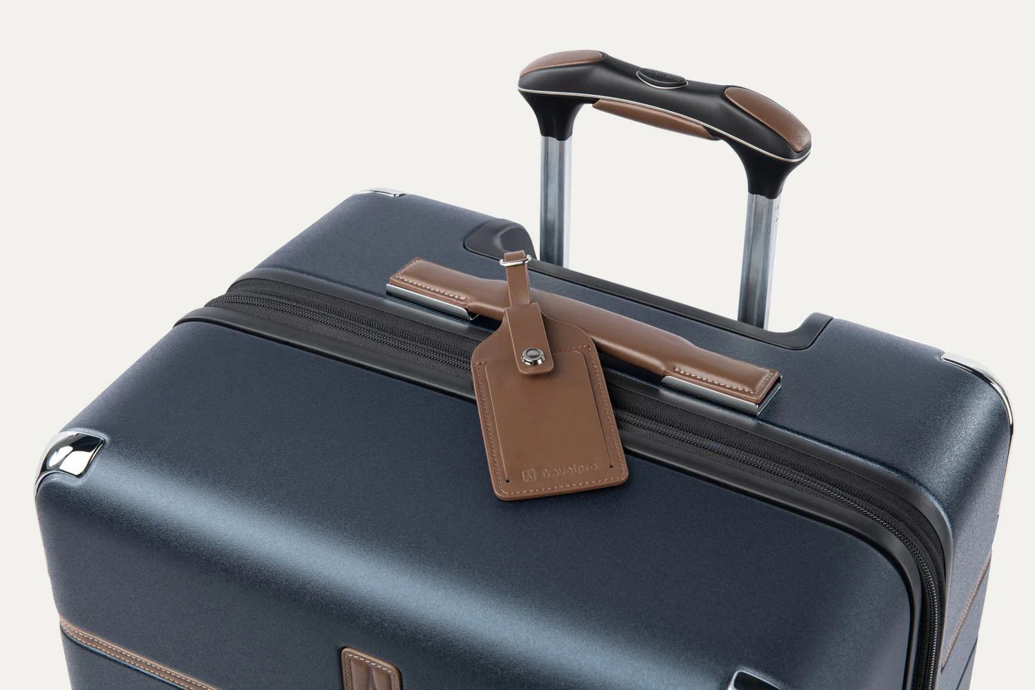 TravelproĀ® x Travel + LeisureĀ® Medium Check-In Expandable Spinner - Image 36