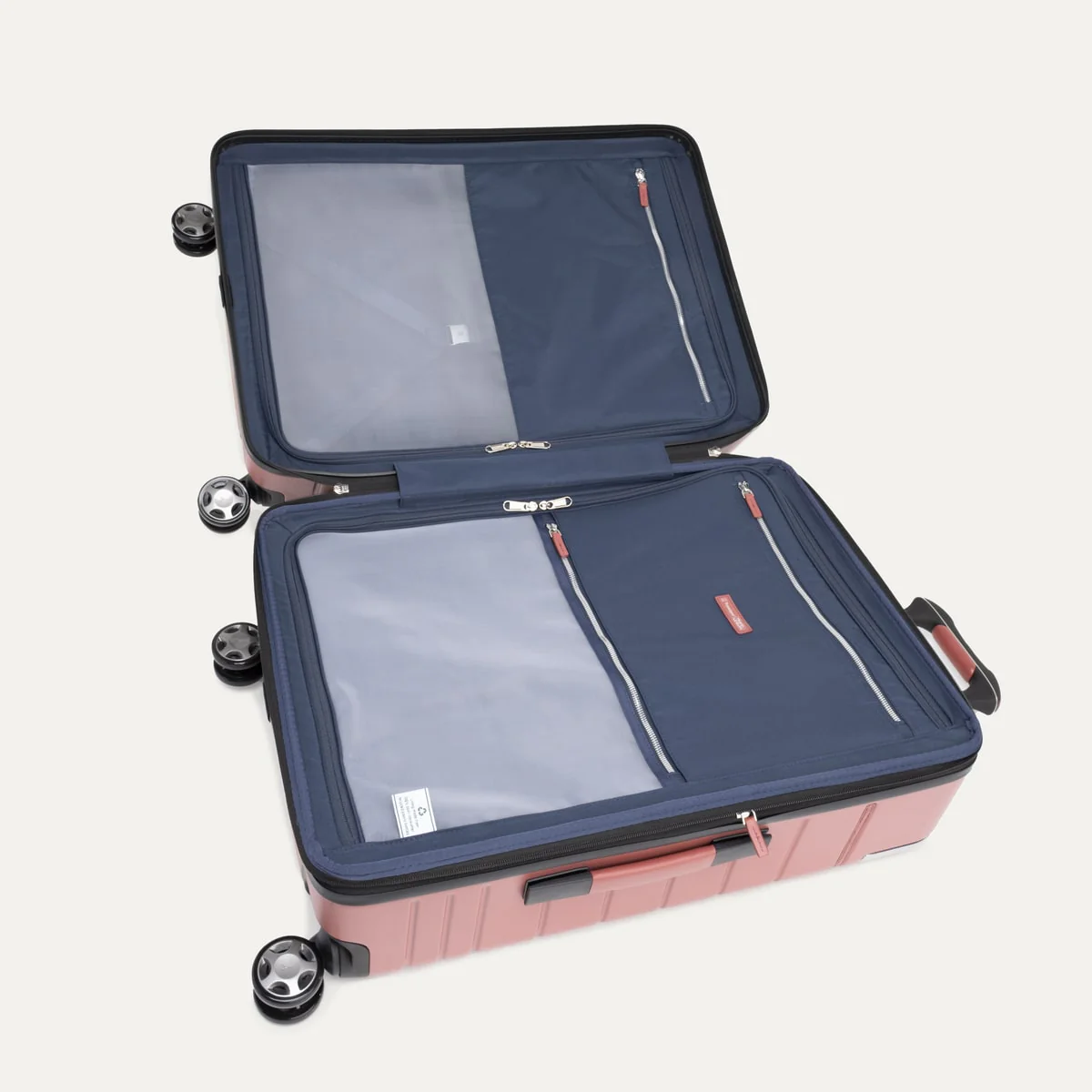 TravelproĀ® x Travel + LeisureĀ® Medium Check-In Expandable Spinner - Image 6